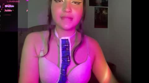 Luna  online show from March 22, 11:55 pm