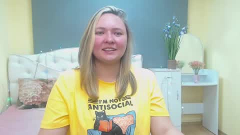 Sally online show from May 14, 6:36 pm
