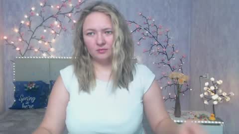 Sally online show from May 4, 7:28 pm