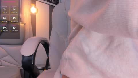 salome__evans online show from December 2, 8:20 pm
