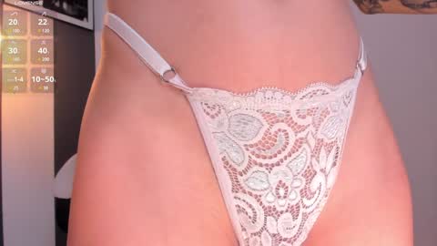 salome__evans online show from January 10, 8:15 pm