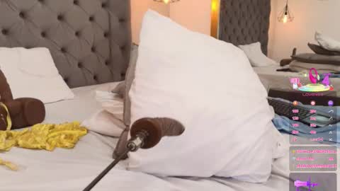 Snapshot of salome_adams1 chatting on September 18, 2:37 pm online show from September 18, 2:37 pm