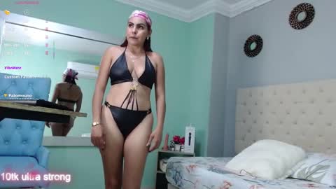 Isabel online show from October 4, 2:00 pm