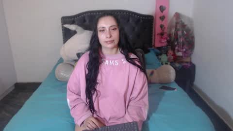 yenny online show from November 12, 3:26 am