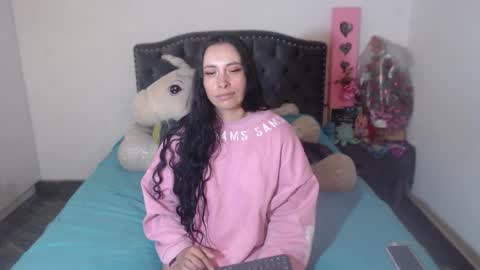 yenny online show from December 22, 4:26 am