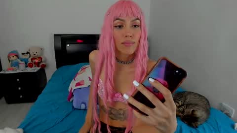 Snapshot of sam_and_roy chatting on March 5, 12:05 am Samy online show from March 5, 12:05 am