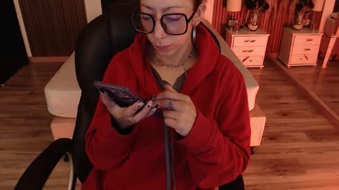 SAM MANSON online show from March 7, 12:34 pm