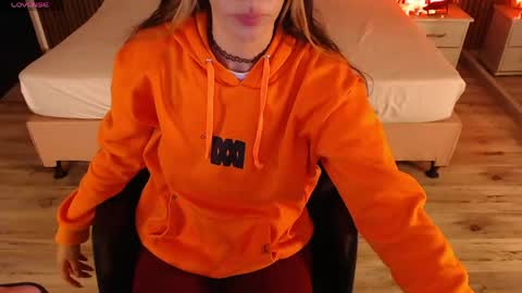 SAM MANSON online show from May 19, 12:12 pm