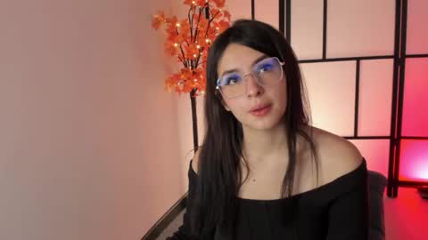 Sam online show from November 11, 1:19 pm