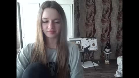Snapshot of samanta55555 chatting on February 23, 12:09 pm samanta55555 online show from February 23, 12:09 pm