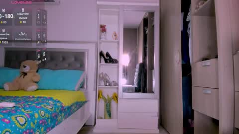 carolina online show from October 11, 3:44 am