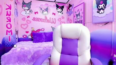 Snapshot of samanta__milk chatting on September 19, 8:08 pm samanta__milk online show from September 19, 8:08 pm