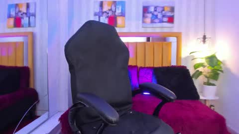 Sammy  online show from December 20, 11:58 am