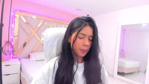 sam  online show from May 3, 2:48 am