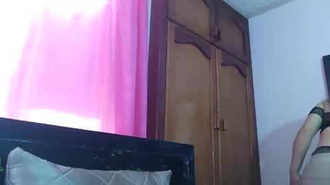 samantaaxx online show from December 5, 6:09 pm