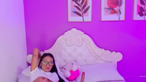 samantakane online show from May 15, 4:16 am