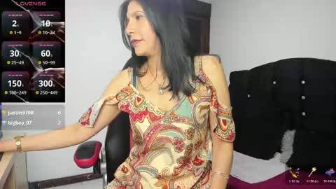 samantha1_rosse01 online show from May 23, 11:03 pm