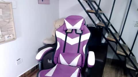 samantha online show from December 2, 9:06 pm