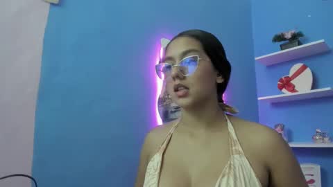 samantha6699 online show from September 30, 12:44 pm