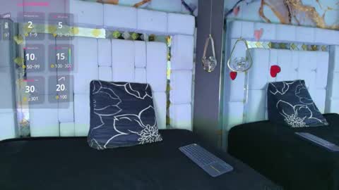 Snapshot of samantha_colins___ chatting on September 26, 10:51 pm samantha_colins___ online show from September 26, 10:51 pm