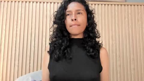 samantha_duart3 online show from May 6, 11:47 am