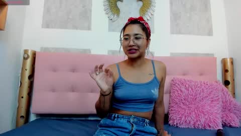    online show from October 29, 11:14 am