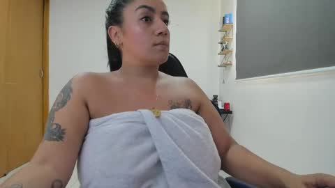 Samantha ga online show from May 7, 9:51 pm