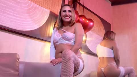 Mari  online show from September 12, 8:16 pm