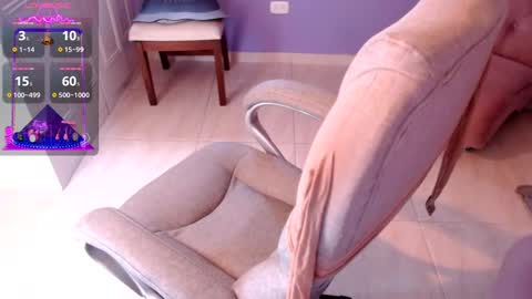 samantha_thompsoon online show from December 22, 6:37 pm