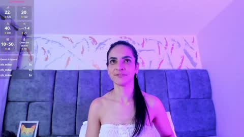 samantha_velle online show from May 9, 9:39 pm