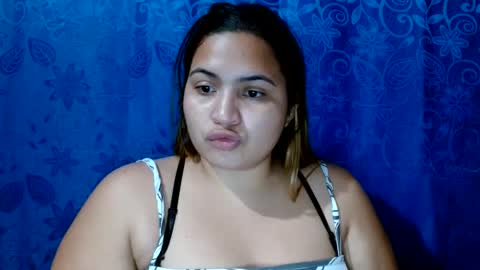 Snapshot of samanthaa_gold chatting on September 12, 5:08 am samanthaa_gold online show from September 12, 5:08 am