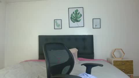 samanthachop online show from May 12, 4:13 pm