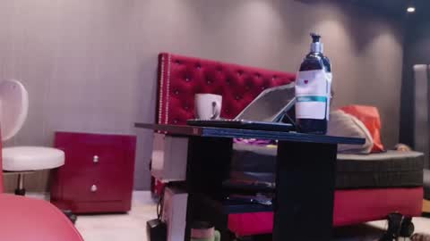 SAMANTHA online show from January 7, 10:24 pm