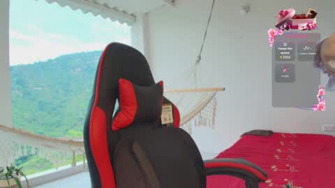 samanthahut1 online show from April 8, 10:01 pm