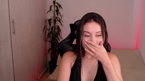 Samanthamackey online show from October 7, 2:21 pm