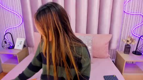 Alejandra  online show from November 12, 11:52 am