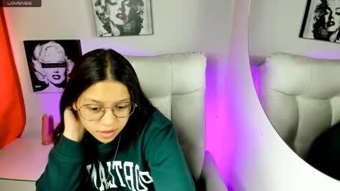 Samantha online show from April 7, 3:47 pm