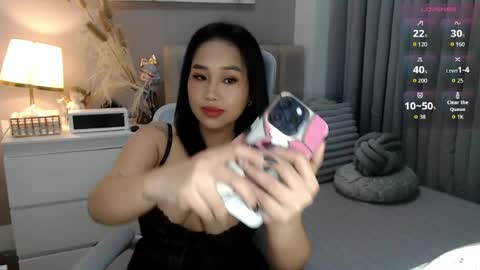 Sam online show from May 17, 2:33 am