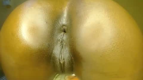 manth online show from November 20, 7:04 pm