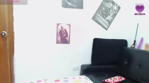 Snapshot of samanttaswan chatting on February 21, 2:59 pm Samantha online show from February 21, 2:59 pm