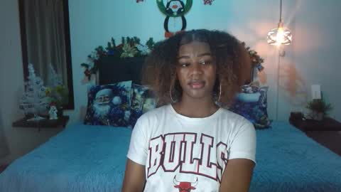 samara_roxx online show from November 17, 3:29 am