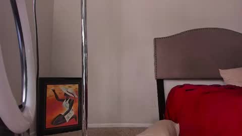 Yaya online show from February 14, 3:58 pm