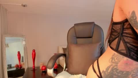 Samii  online show from November 5, 2:28 am