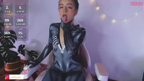 Snapshot of samii_monroe chatting on December 14, 6:30 pm Sam online show from December 14, 6:30 pm