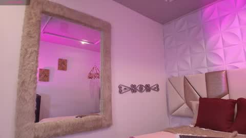 Sammy  online show from January 9, 9:19 pm