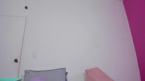 Sammy  online show from February 7, 3:02 am