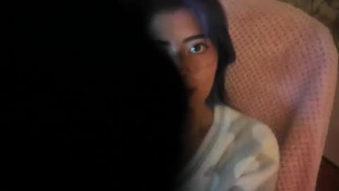   online show from January 18, 3:52 pm