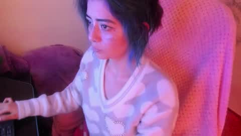   online show from January 7, 6:28 am