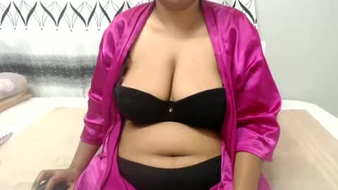 sammyxxx393 online show from May 21, 7:06 am