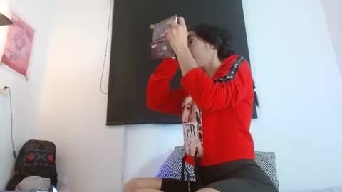 Samantha ferrer online show from March 4, 7:30 am